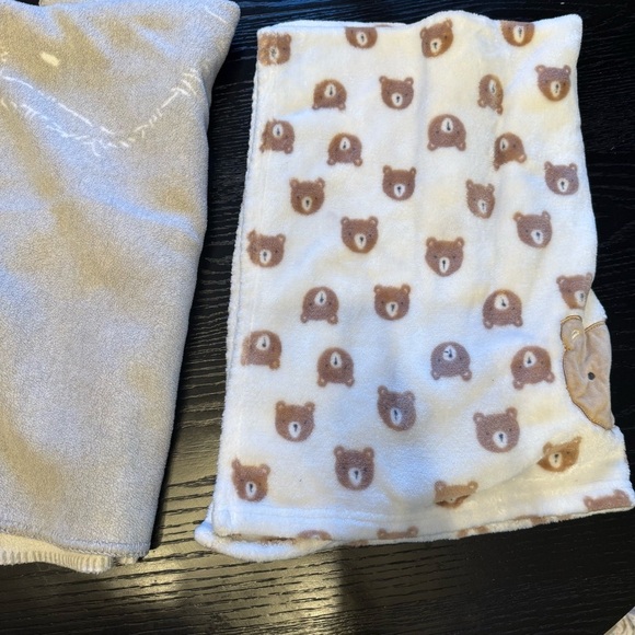 Cozy Knit and Fleece Blanket Set - Picture 6 of 6